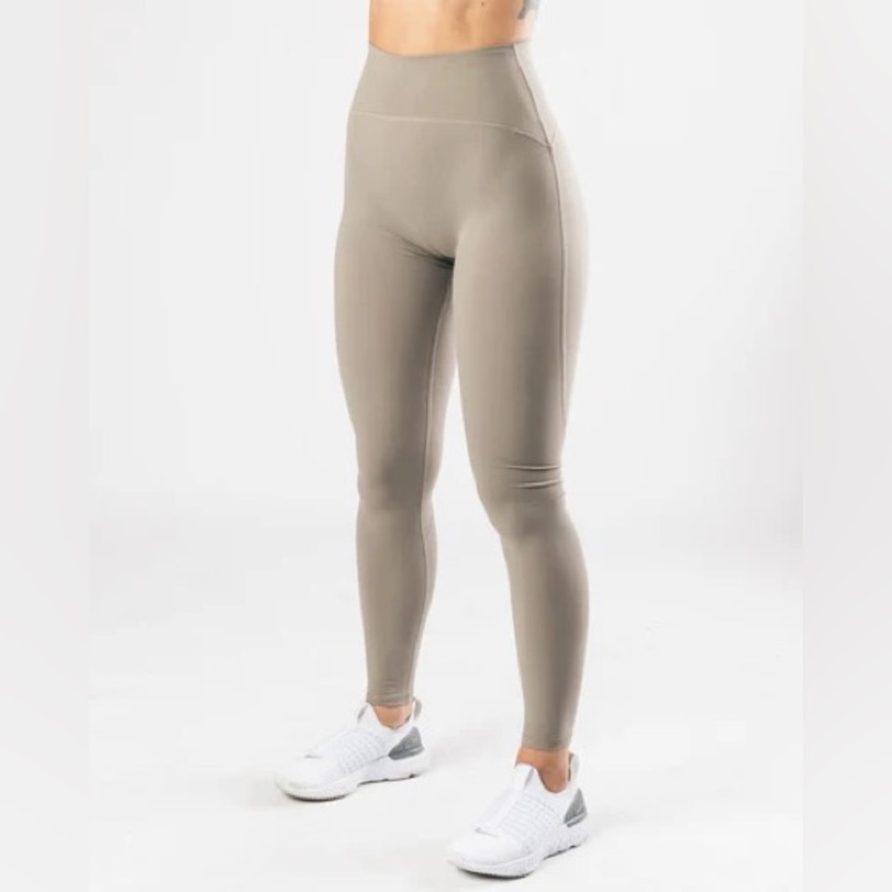 Alphalete leggings